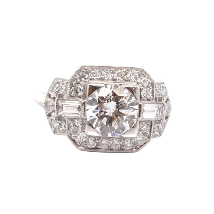Entourage Ring in Platinum and Diamonds