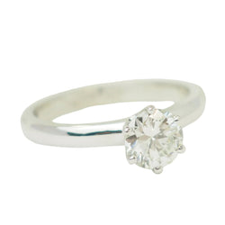 White gold and diamond Solitaire Ring