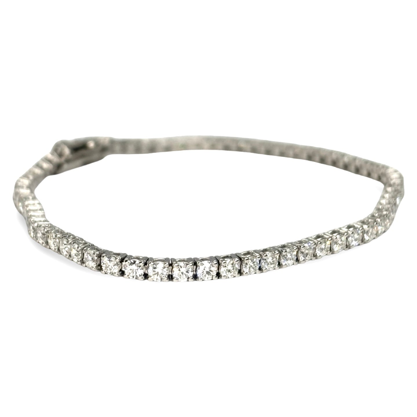 "Ligne" Bracelet in White Gold and Diamonds