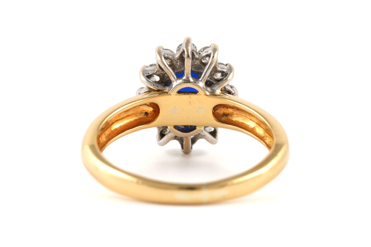 Bague Marguerite en or jaune, saphir et zirconiums