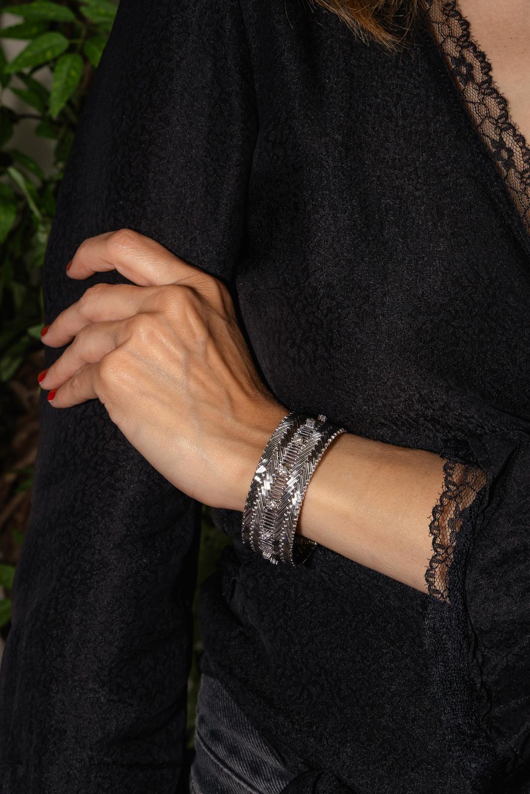 Bracelet White gold cuff diamond