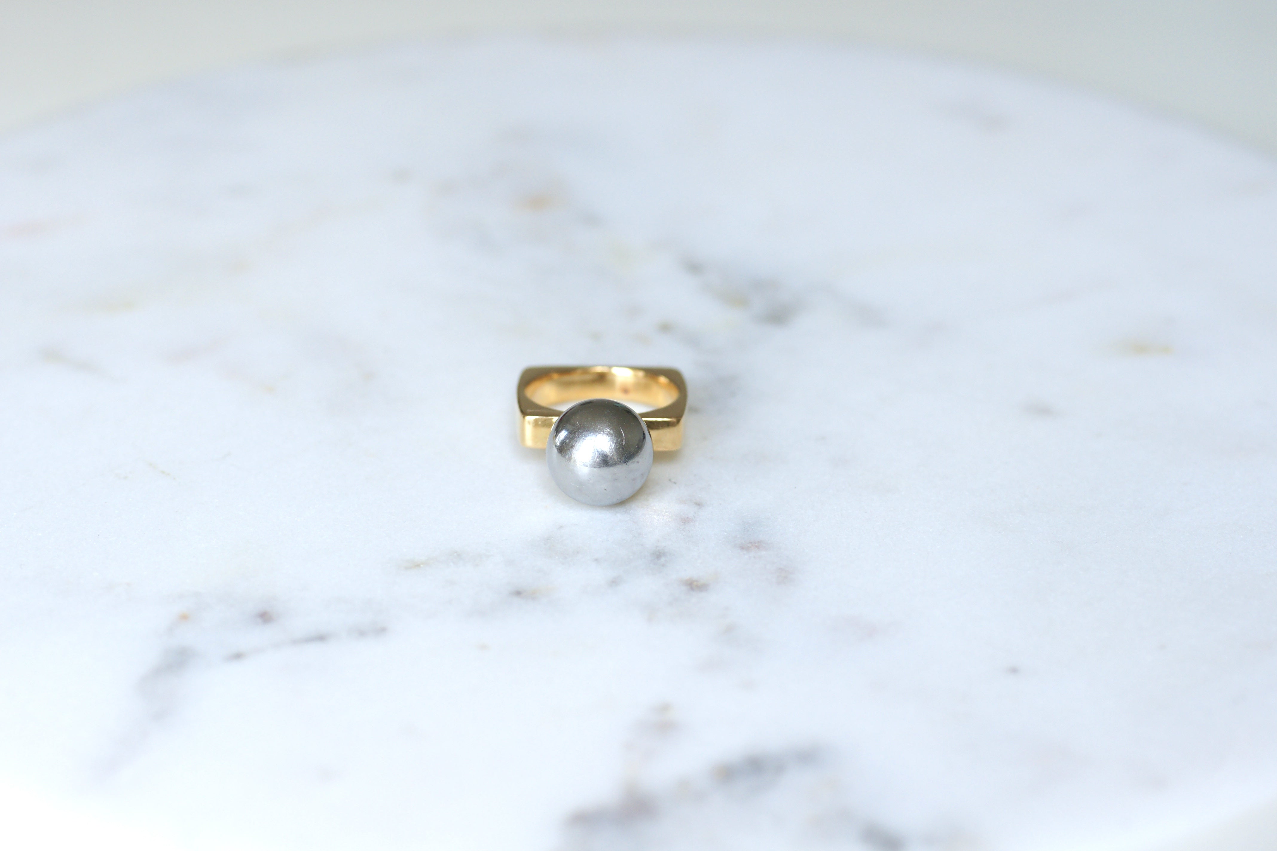 Bague DINH VAN en or jaune et hématite