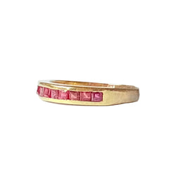 Bague Alliance en or jaune et rubis