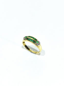 Yellow Gold Ring with Diamonds and Emeralds