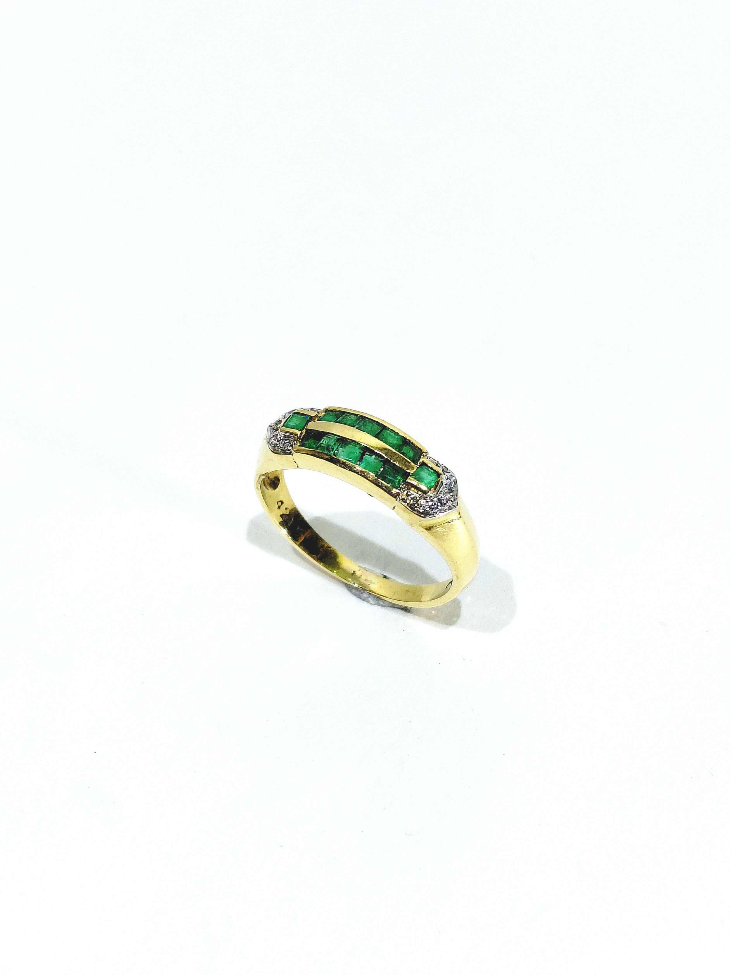Yellow Gold Ring with Diamonds and Emeralds