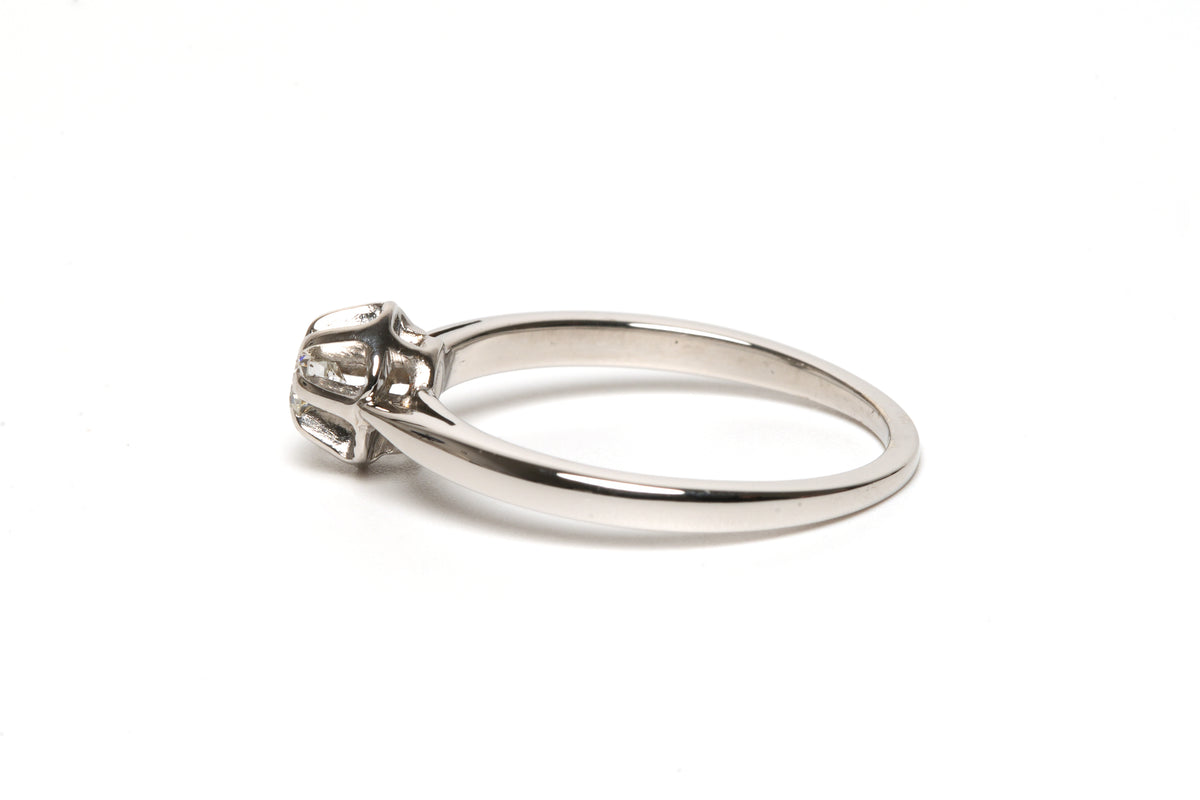 Bague Solitaire en or blanc et diamant