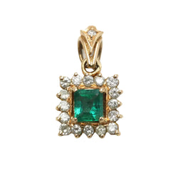Yellow gold pendant with emeralds and diamonds