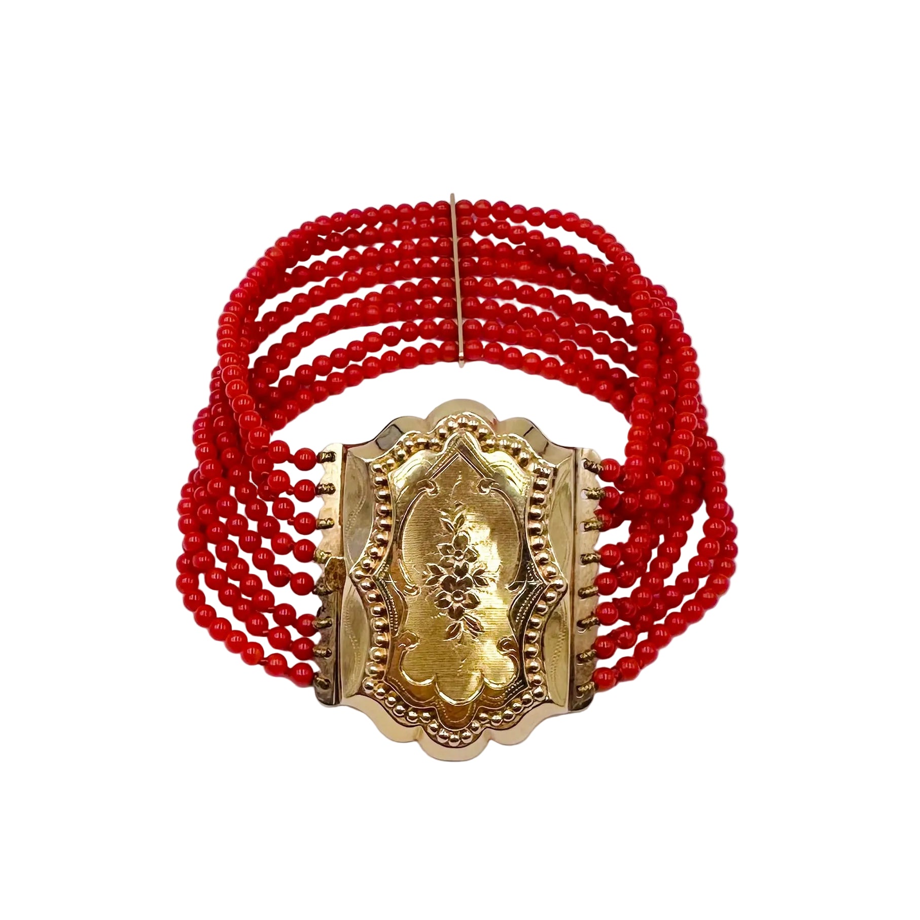 Bracelet in Yellow gold with Coral Pearls
