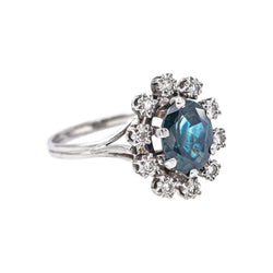 Pompadour Ring in White gold with Sapphire