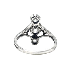 ART DECO Ring in Platinum with a Trio of Diamonds (Size 55)