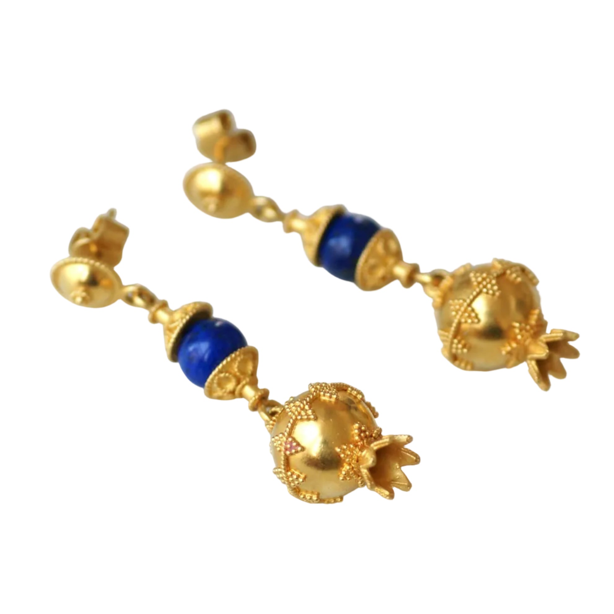 Drop Earrings in Yellow Gold, Lapis lazuli, and Garnets