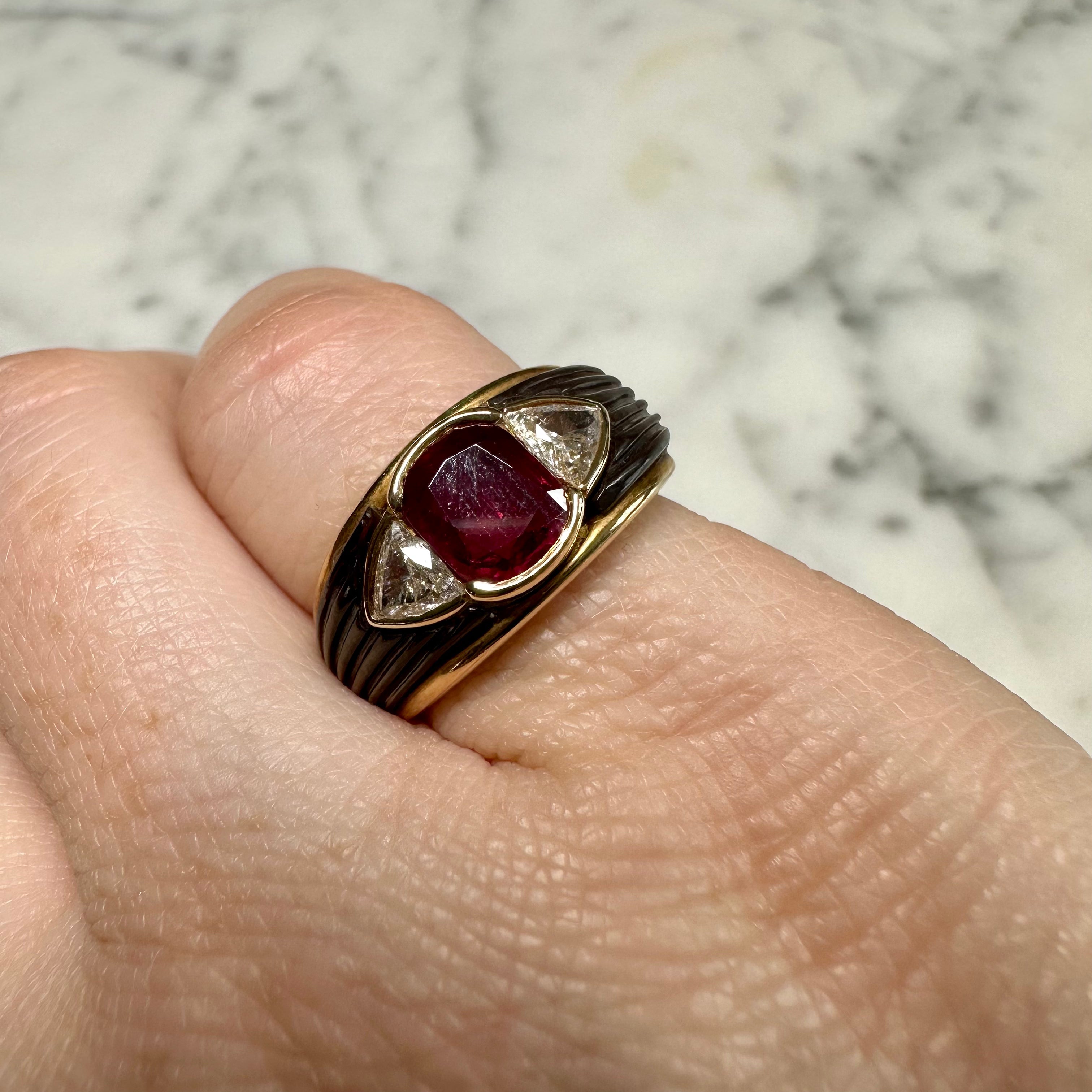 Ring raspberry ruby