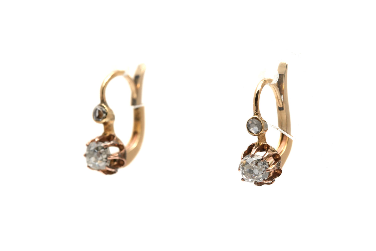 Boucles d'oreilles Dormeuses en or jaune et diamants