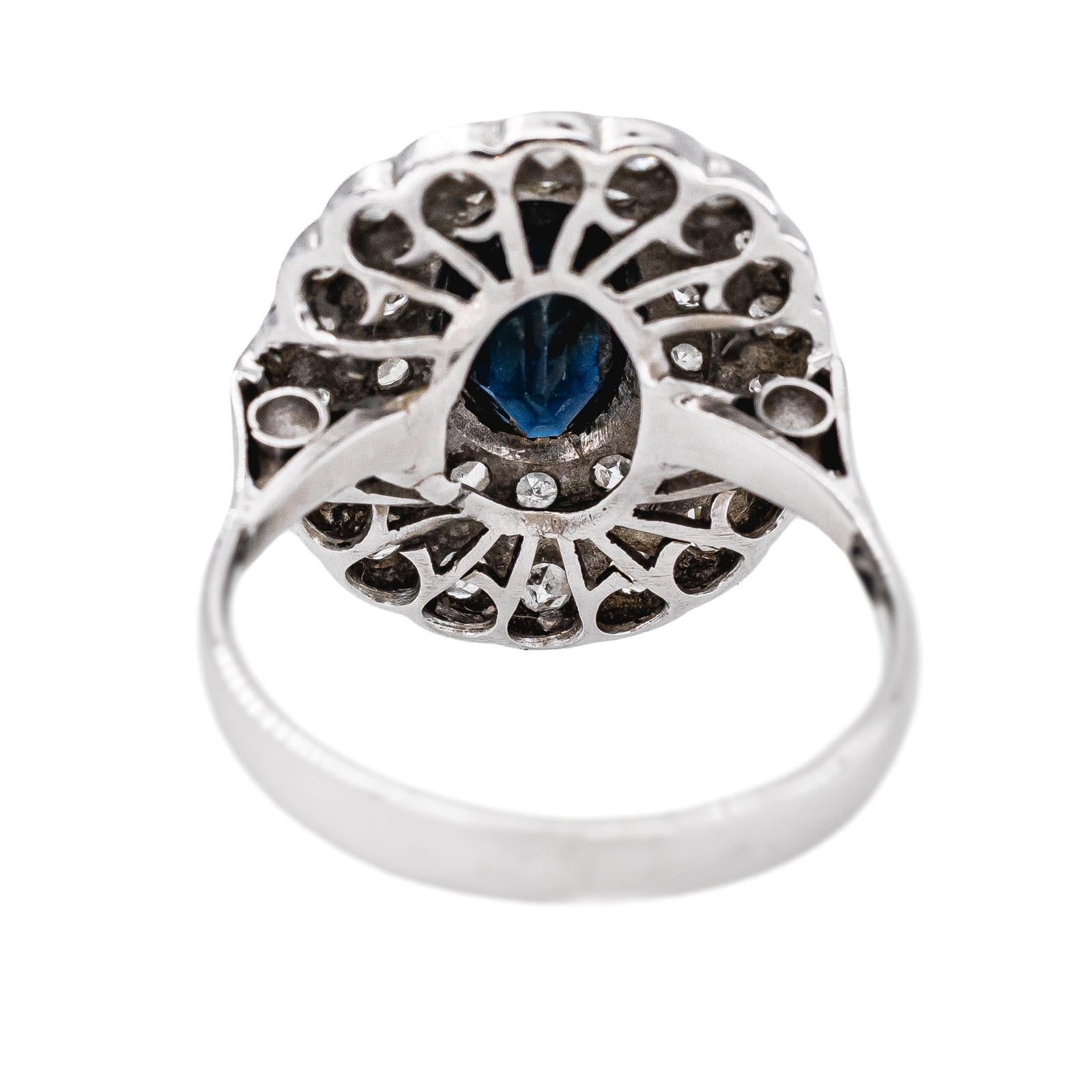 Bague  Pompadour  Or blanc  Saphir