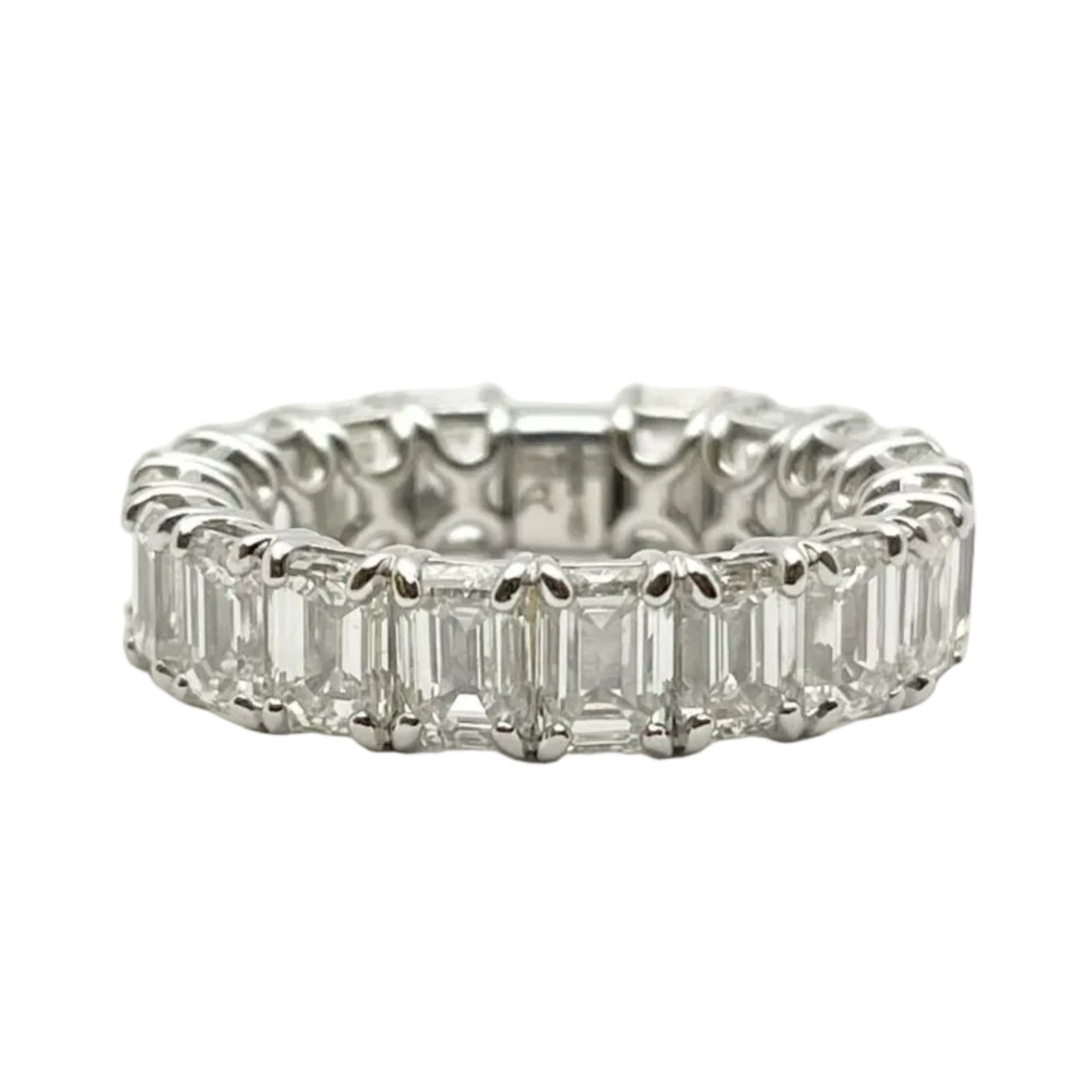 "Eterné" Wedding Band in White Gold and Diamonds