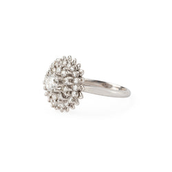 Bague Marguerite en or blanc et diamants