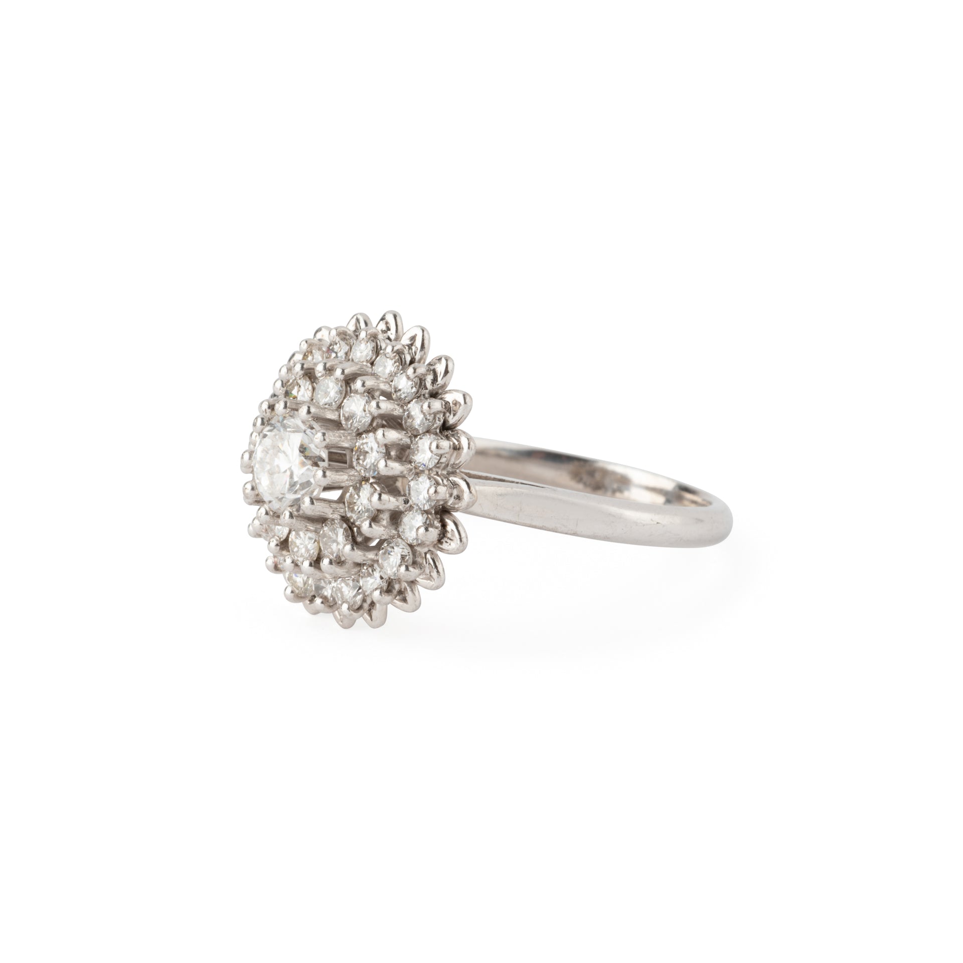 Bague Marguerite en or blanc et diamants