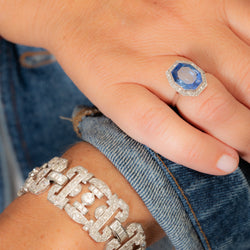 Bague Art déco en platine, saphir et diamants