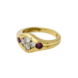 Yellow gold ring with rubies and diamonds