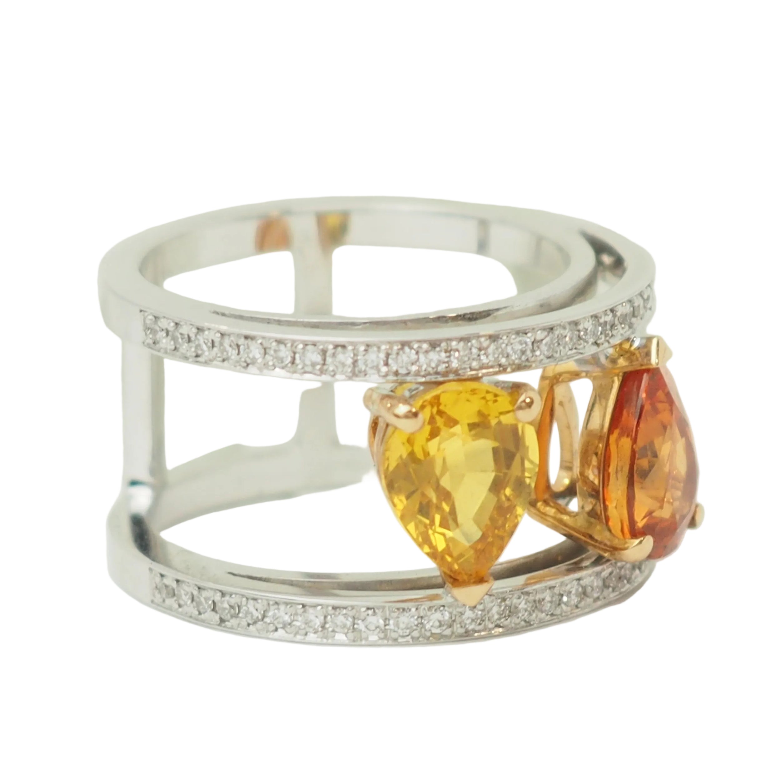 Toi & Moi Ring in White gold, Sapphires and Diamonds