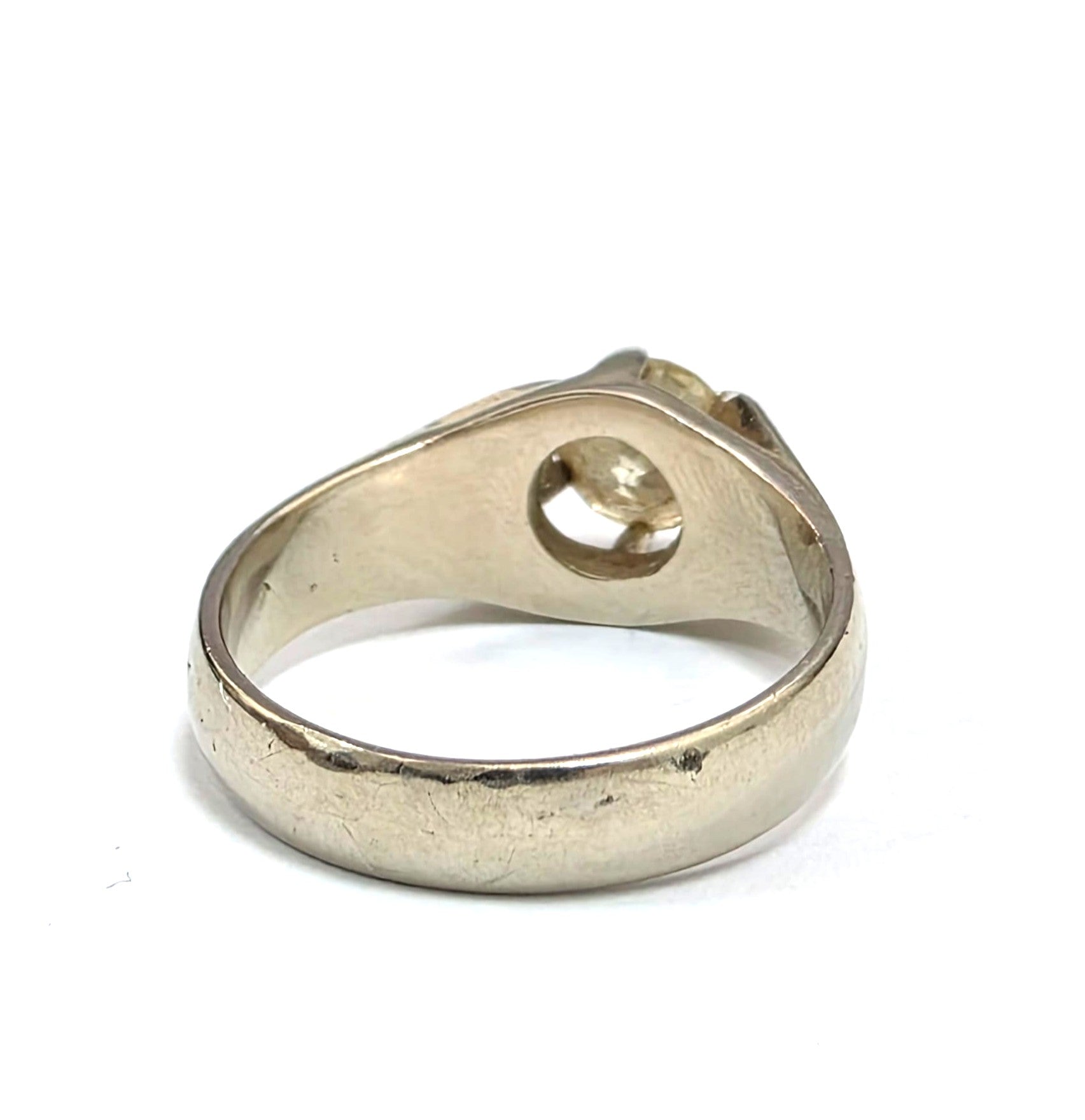 White Gold Solitaire Ring with Diamond