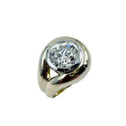 Yellow gold, Platinum and Diamond Solitaire Ring