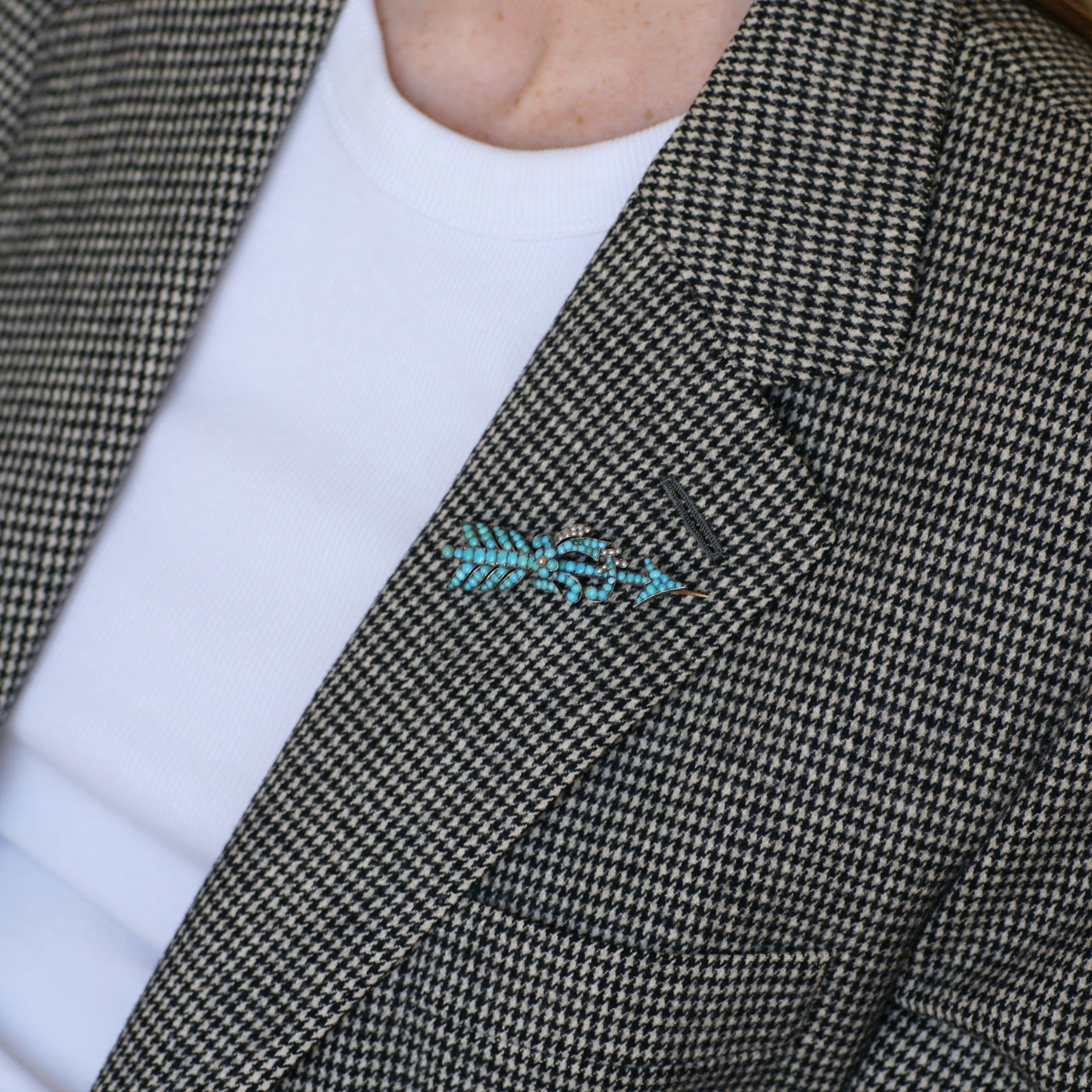 Antique Arrow Brooch with Turquoises and Pearls on Rose gold and Silver