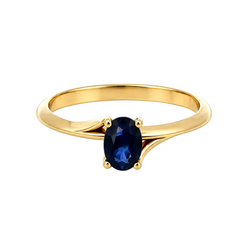 Yellow Gold Solitaire Ring with Sapphire