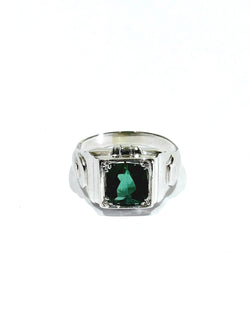 Art Deco Ring in White Gold and Green Tourmaline