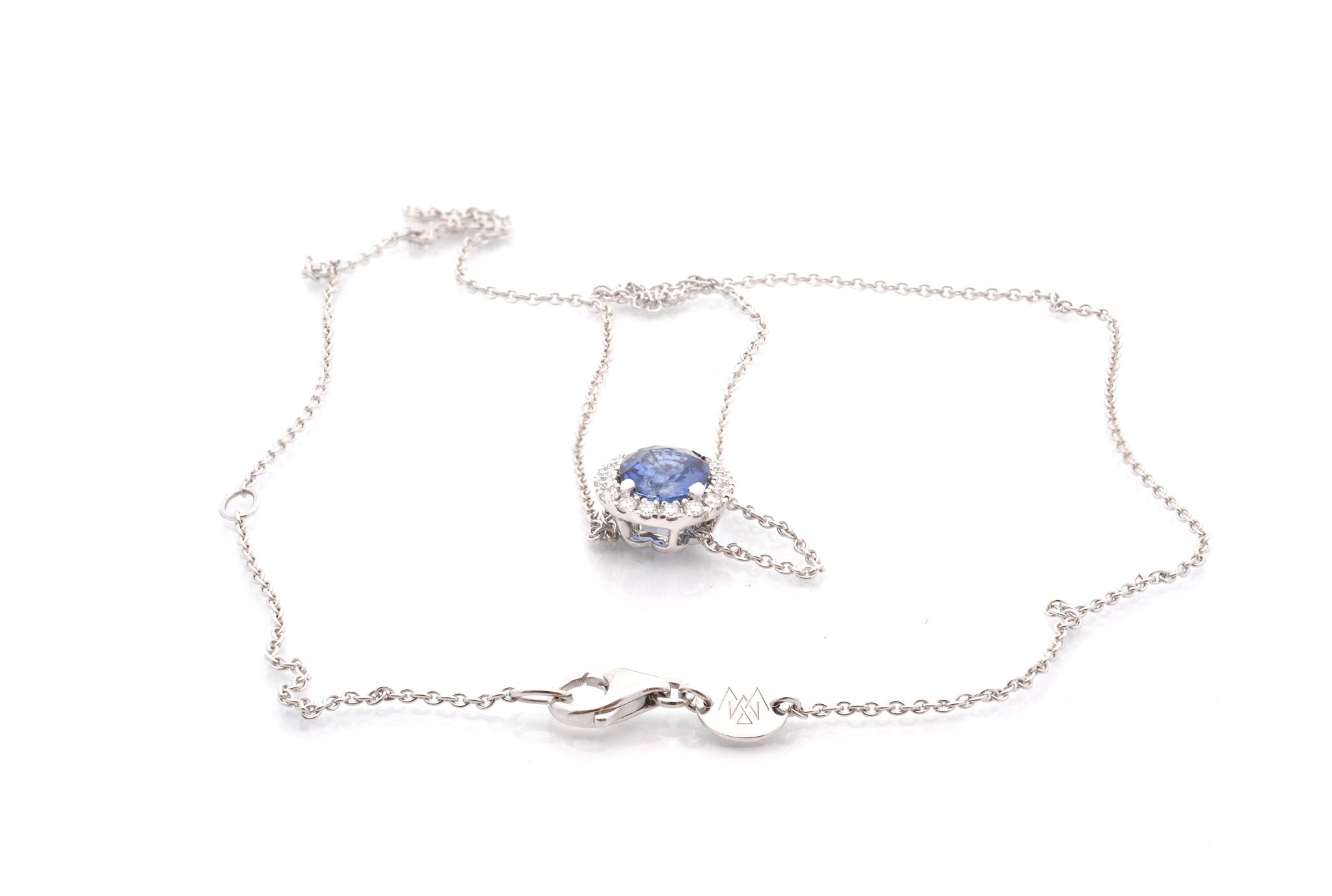 Collier saphir de 1,28cts et diamants