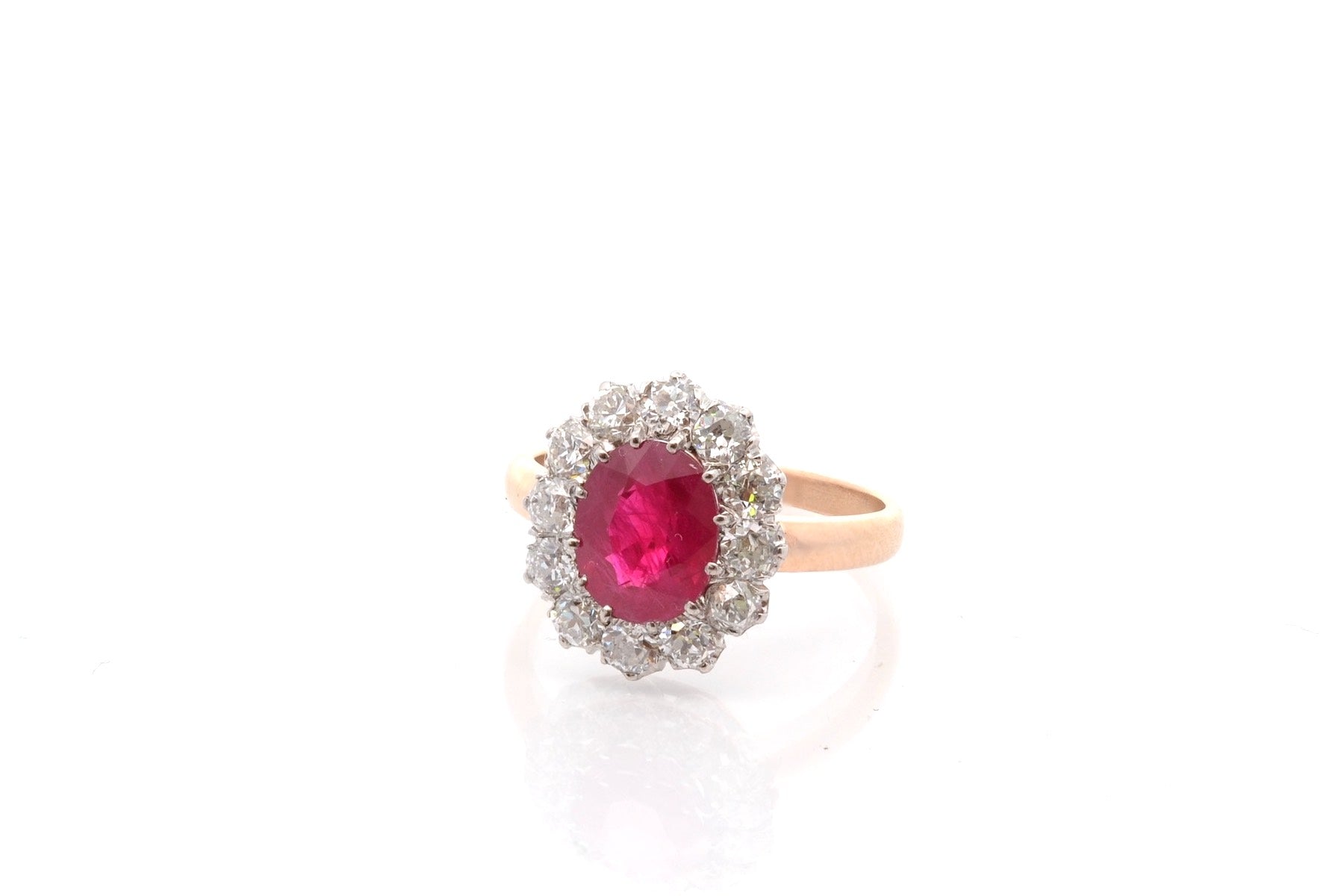 Bague rubis de 2,17cts et diamants
