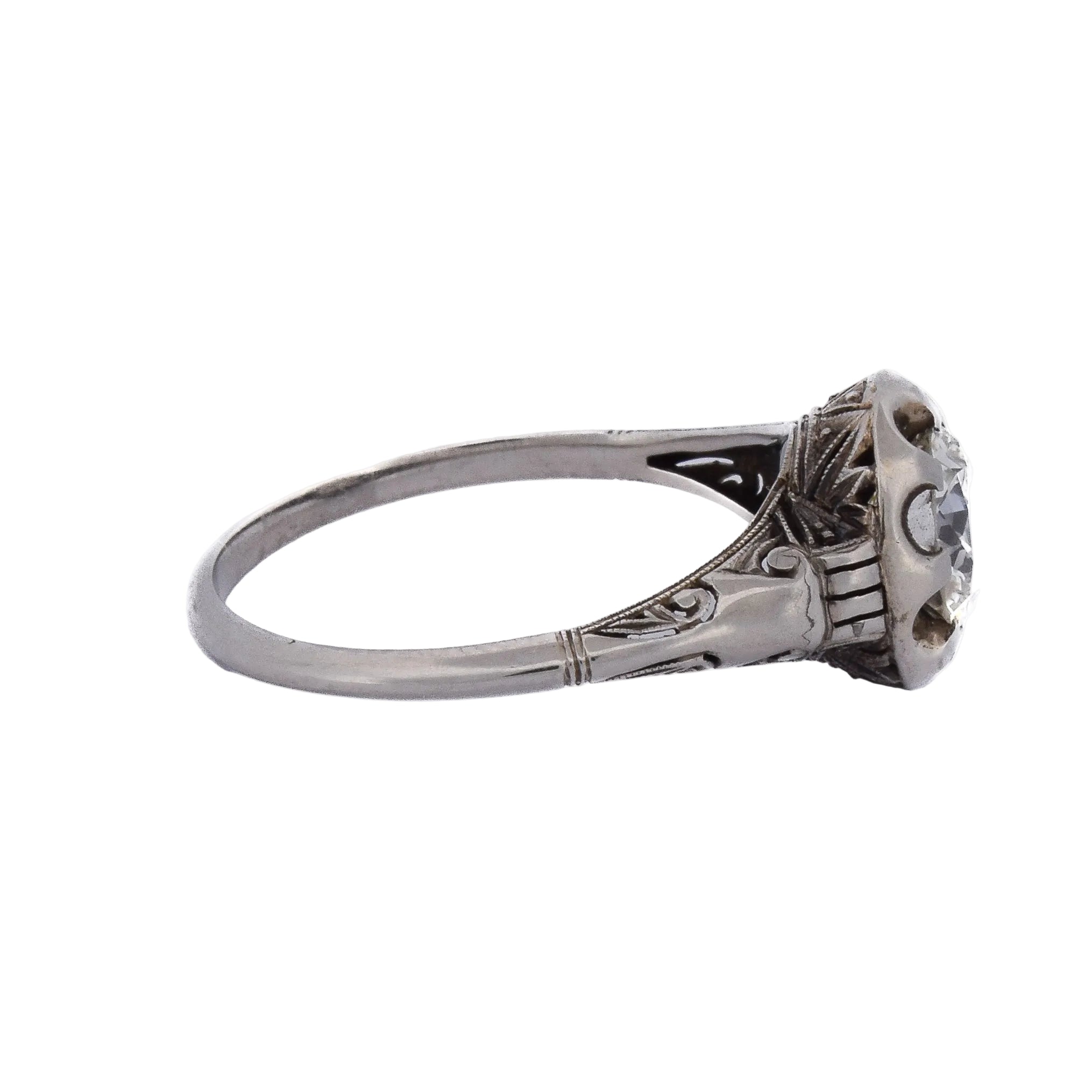 White gold and diamond Solitaire Ring