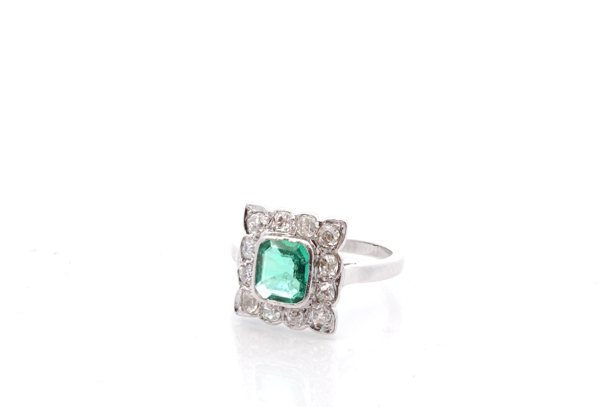 Bague vintage émeraude et diamants