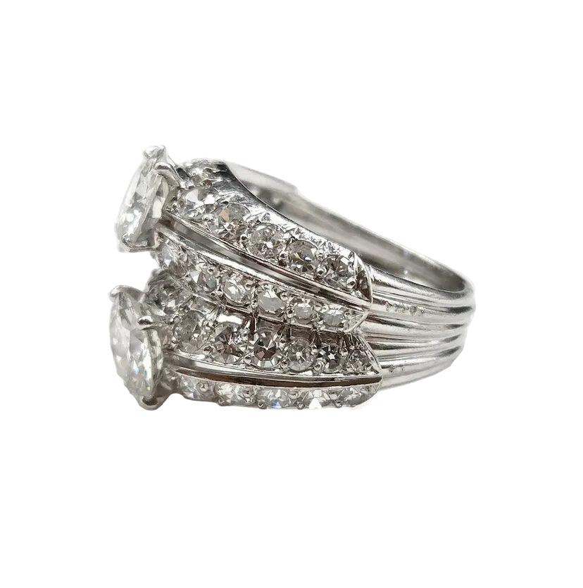 "Toi & Moi" Ring in Platinum and Diamonds