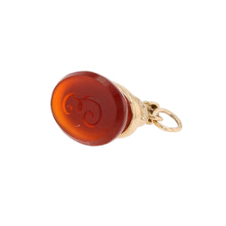 Yellow gold and carnelian pendant