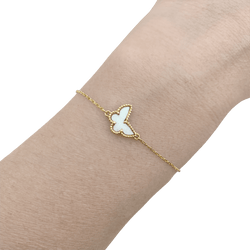 Bracelet Van Cleef & Arpels, "Sweet Alhambra" papillon, or jaune et nacre.