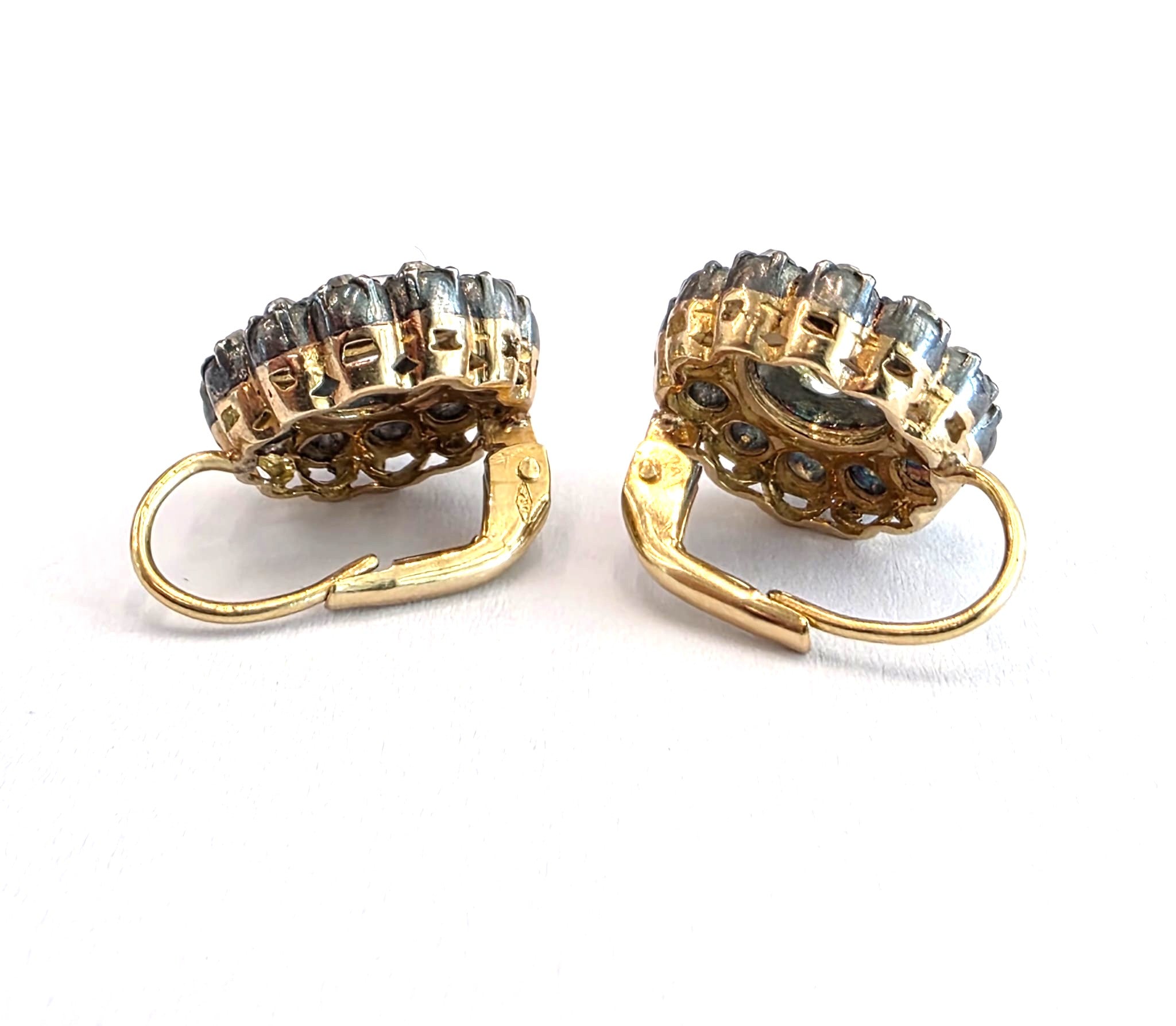 18K yellow gold and platinum earrings with large diamonds