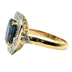"Entourage" Ring in Yellow Gold, Sapphire, and Diamonds