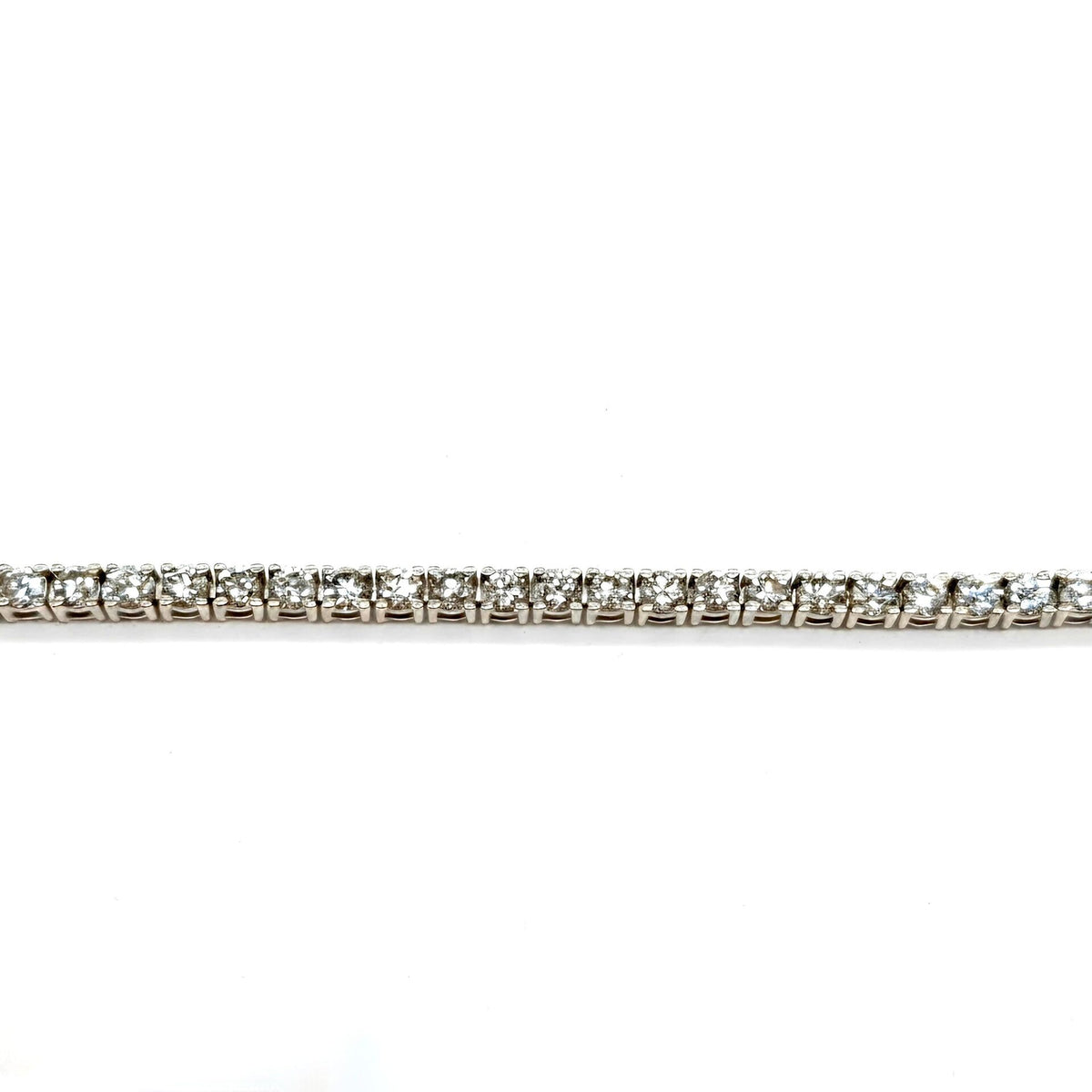 "Ligne" Bracelet in White Gold and Diamonds