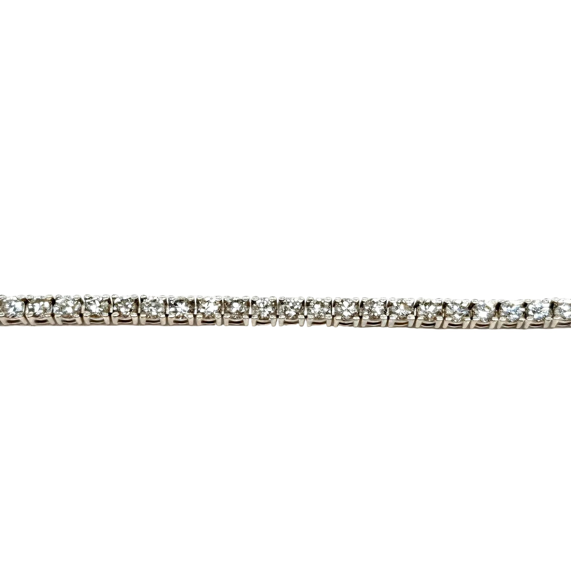 "Ligne" Bracelet in White Gold and Diamonds