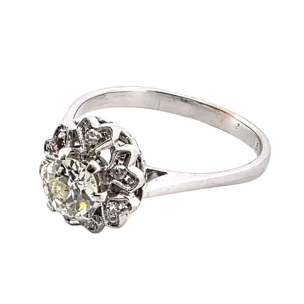Marguerite Ring in White Gold and Diamonds