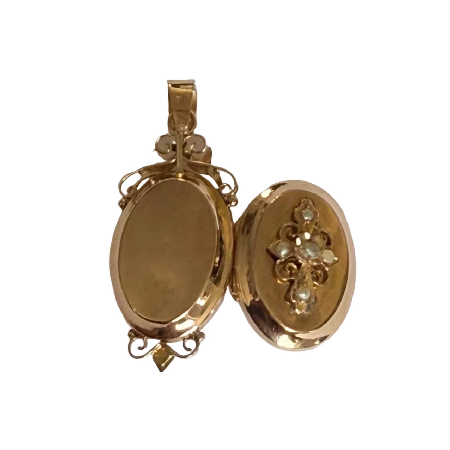 Rose gold and Pearl Medal