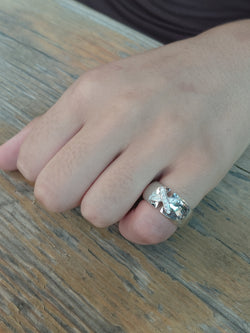 CHAUMET ring in white gold and diamonds