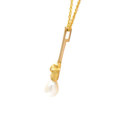Yellow Gold and Pearl Pendant