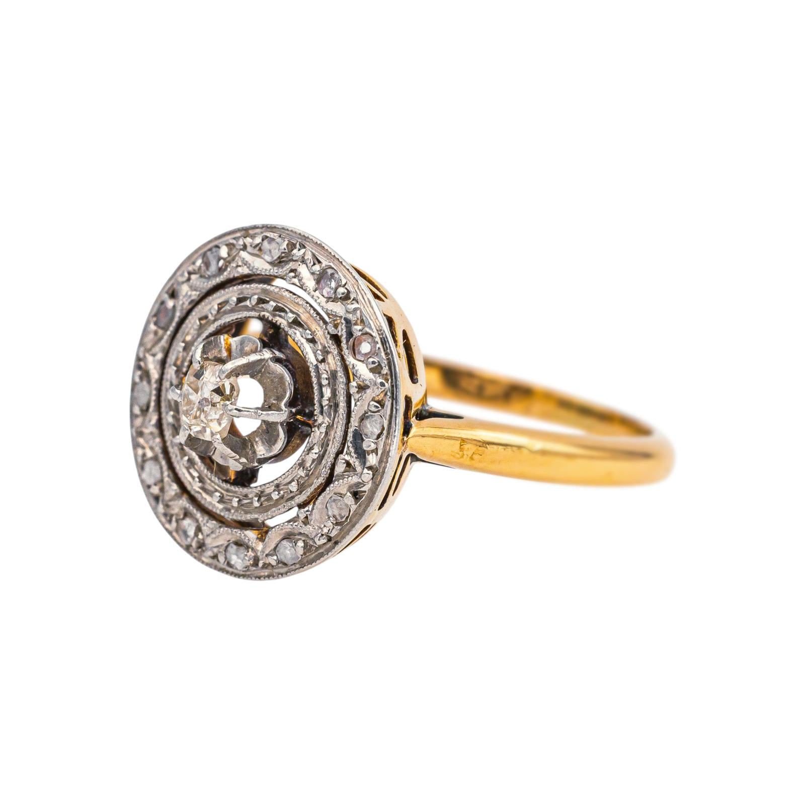 Bague Entourage en or jaune et diamants