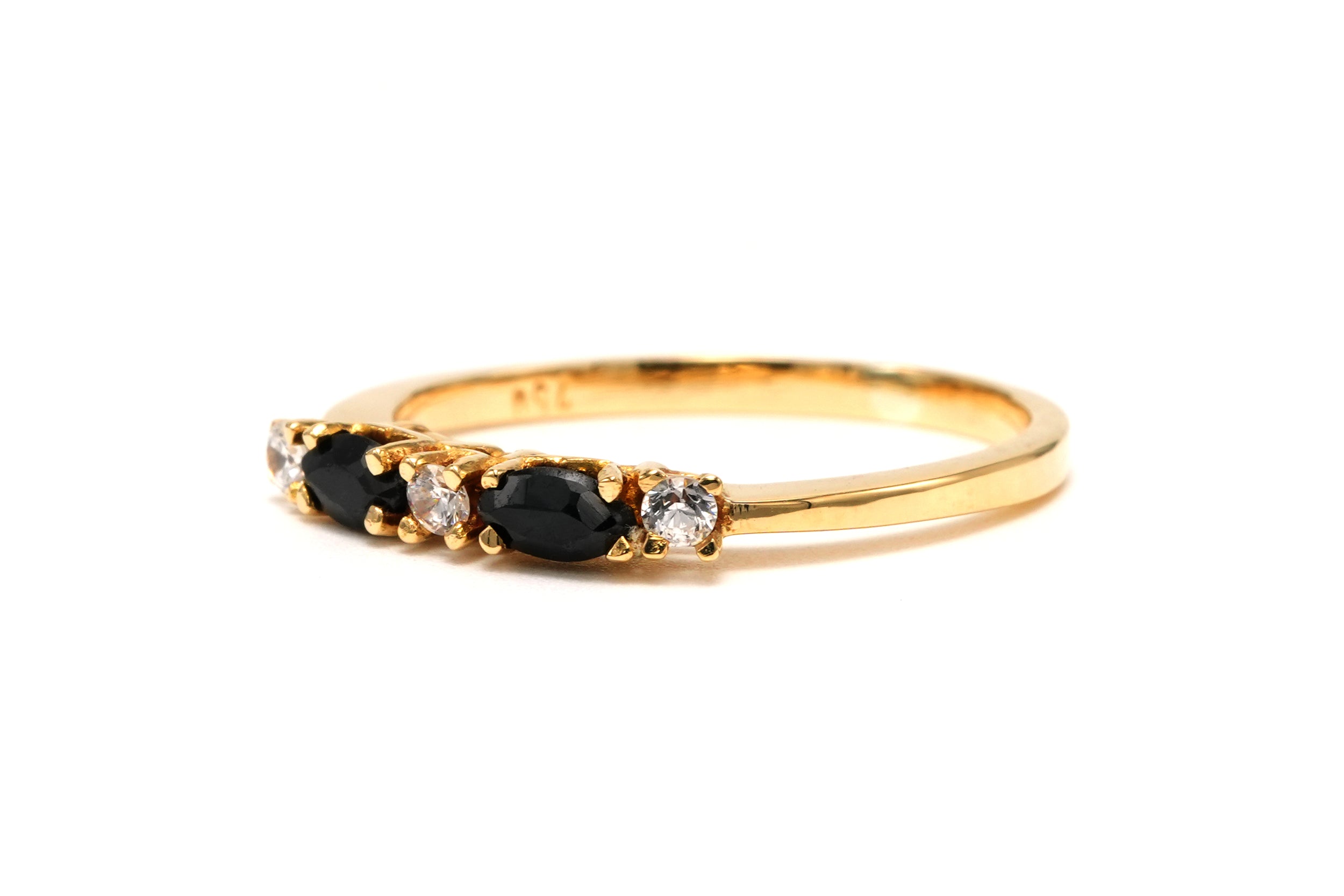 Bague Alliance en or jaune, saphirs et diamants