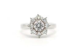 Bague Marguerite en or blanc et diamants