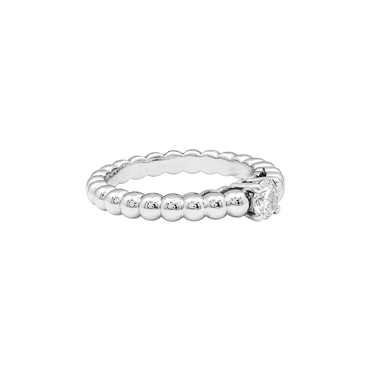 VAN CLEEF & ARPELS "Solitaire Perlée" Solitaire Ring in white gold and diamonds