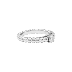 VAN CLEEF & ARPELS "Solitaire Perlée" Solitaire Ring in white gold and diamonds