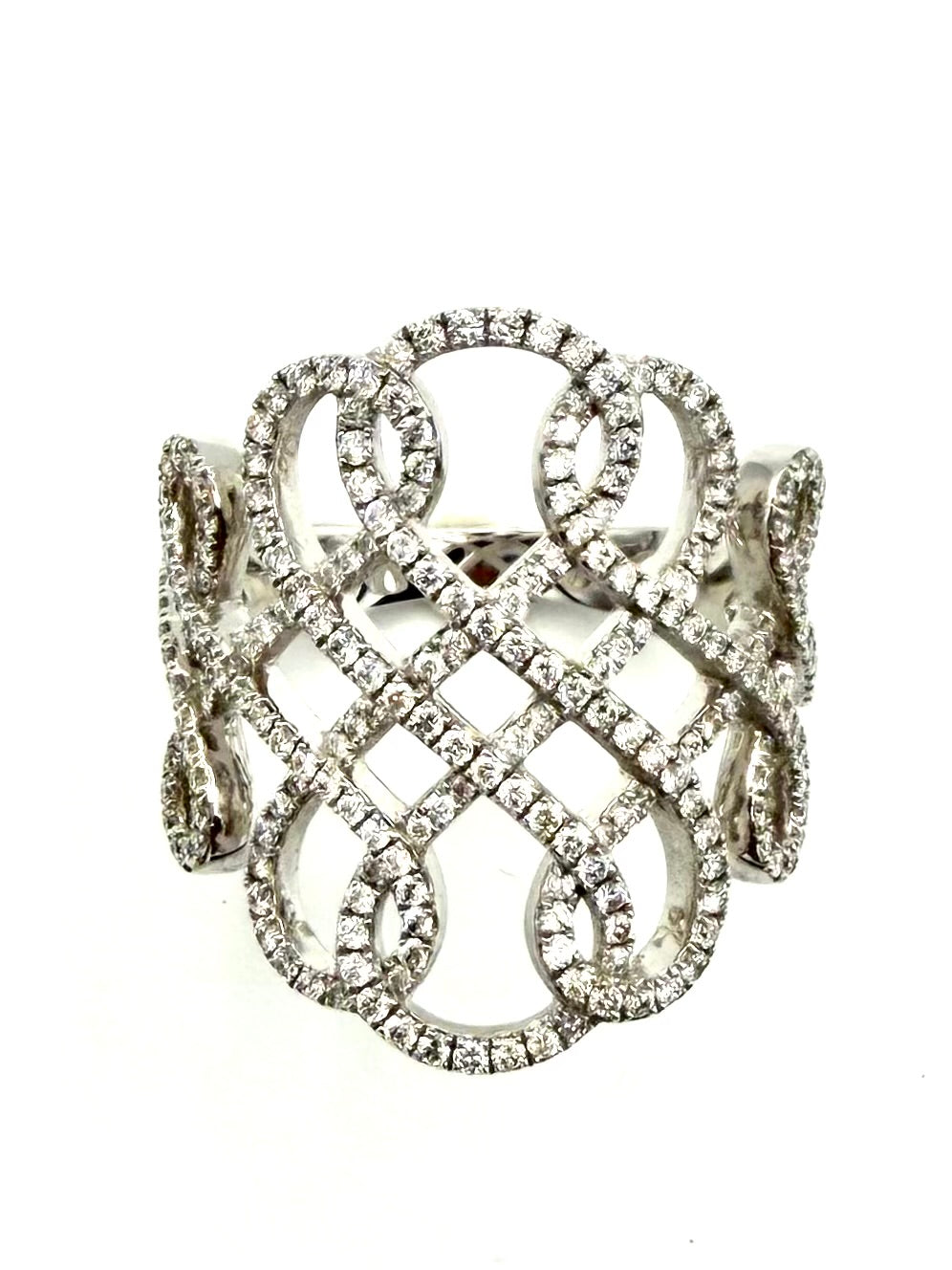 MESSIKA. "Promess" Collection, 18K white gold ring with diamonds